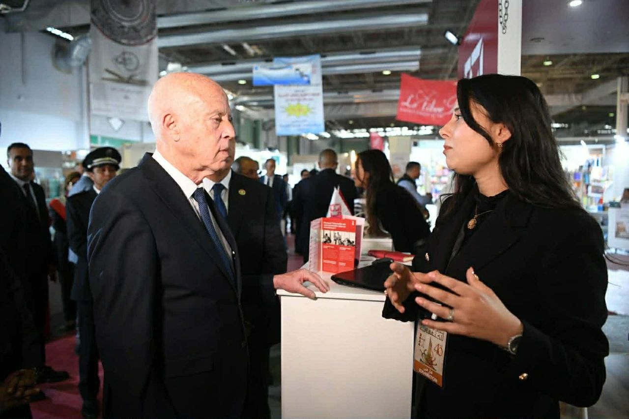 Le Président Kaïs Saïed sur le stand VYZYOSchool